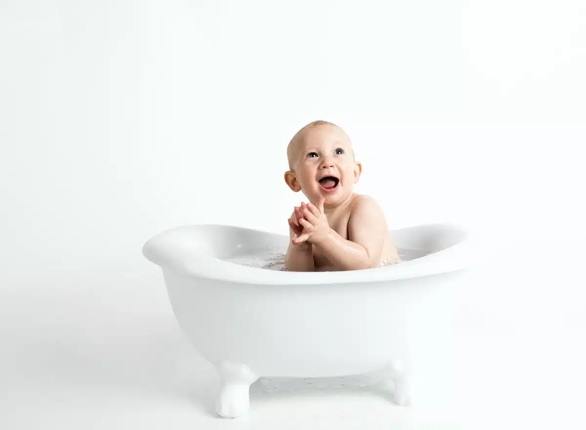 bébé baignoire