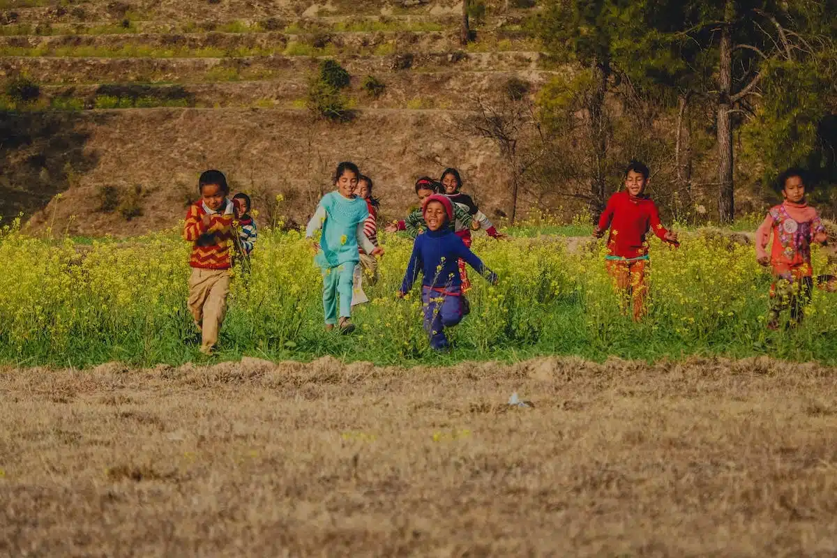 enfants  jouer